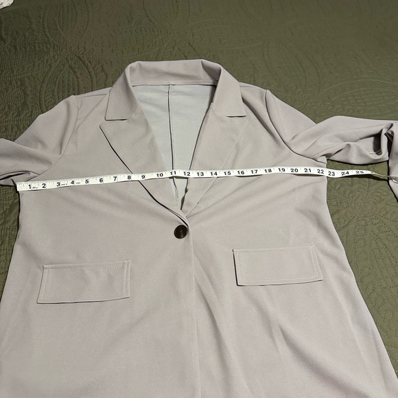 Women’s Pant Suit Large - Picture 9 of 16